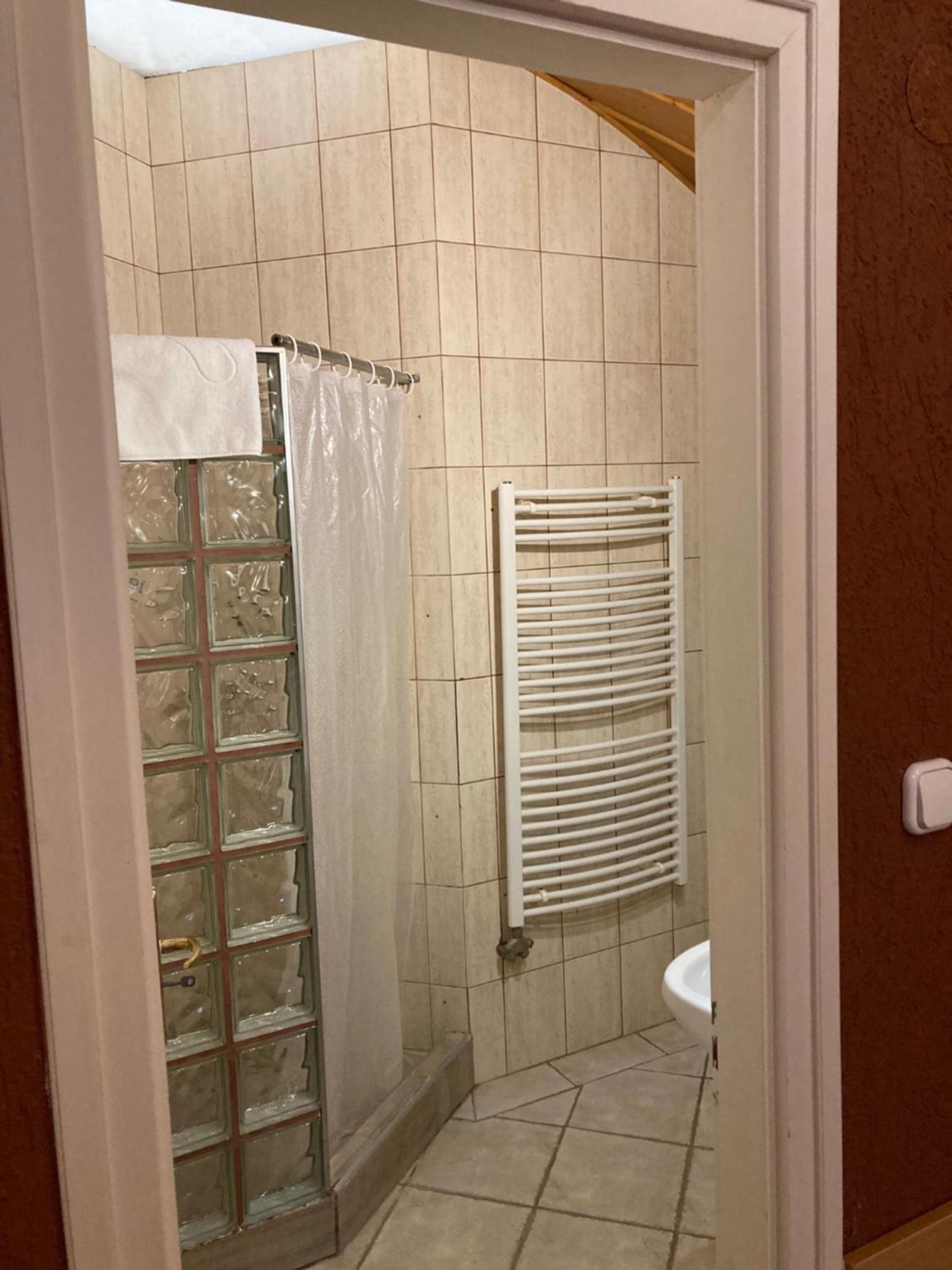 Nautilus Etterem Es Panzio Hotel Dabas Екстериор снимка