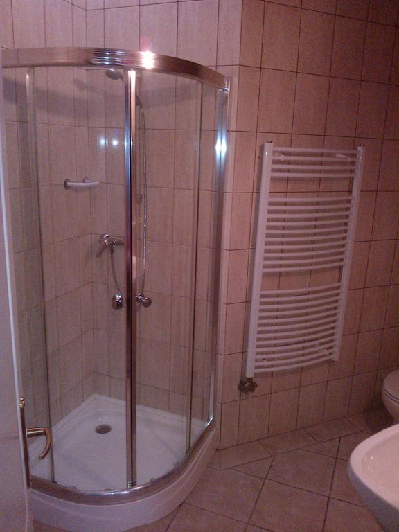Nautilus Etterem Es Panzio Hotel Dabas Стая снимка